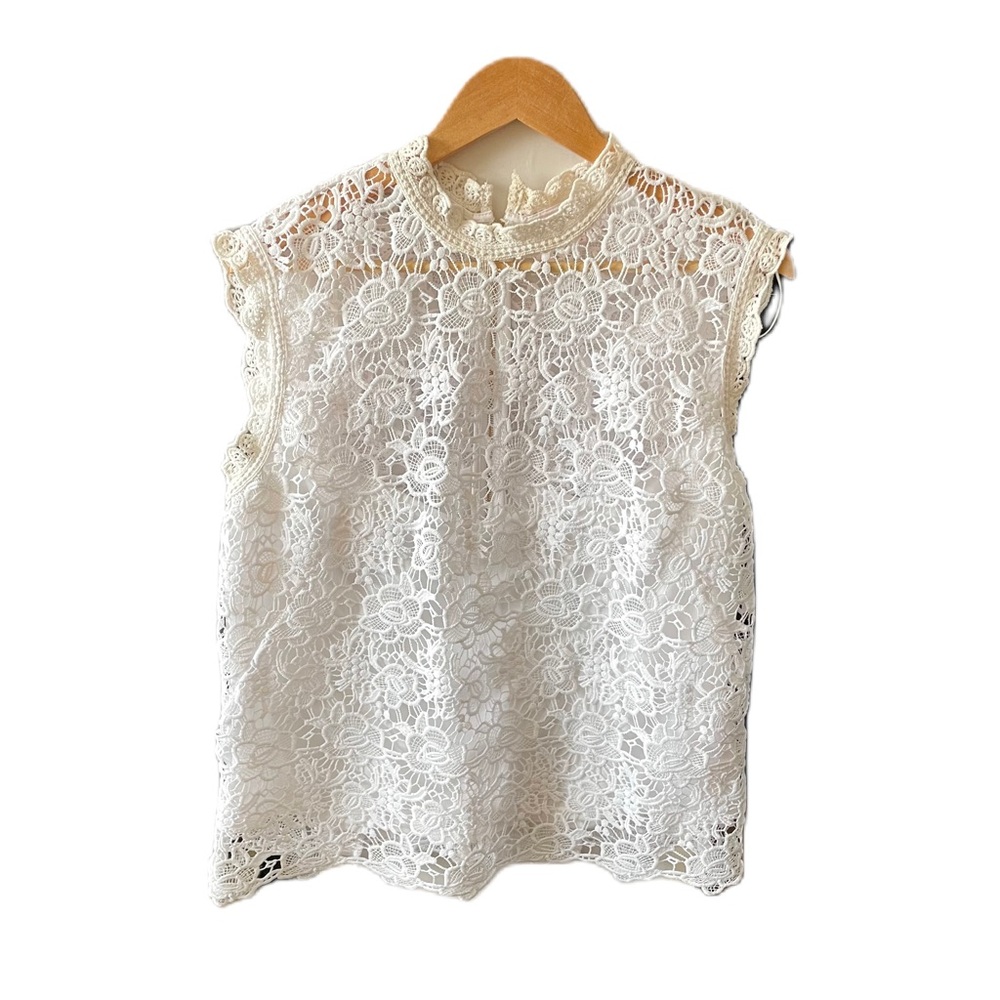 NWT Nannette Lepore Crochet Lace High Neck Top